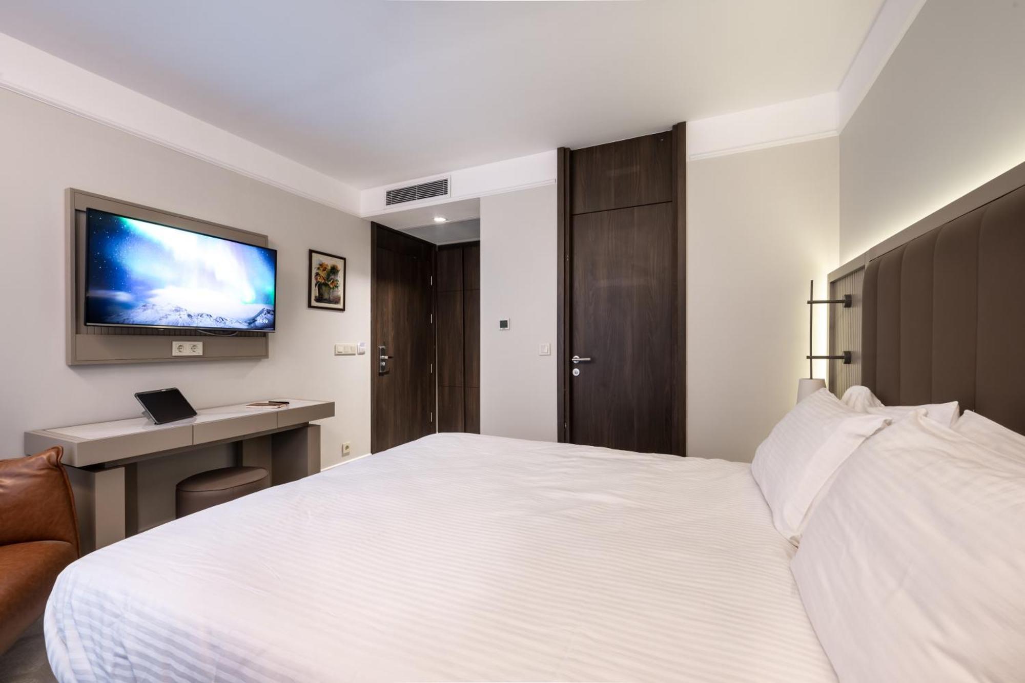 Noble Pangalti Hotel Istanbul Ngoại thất bức ảnh