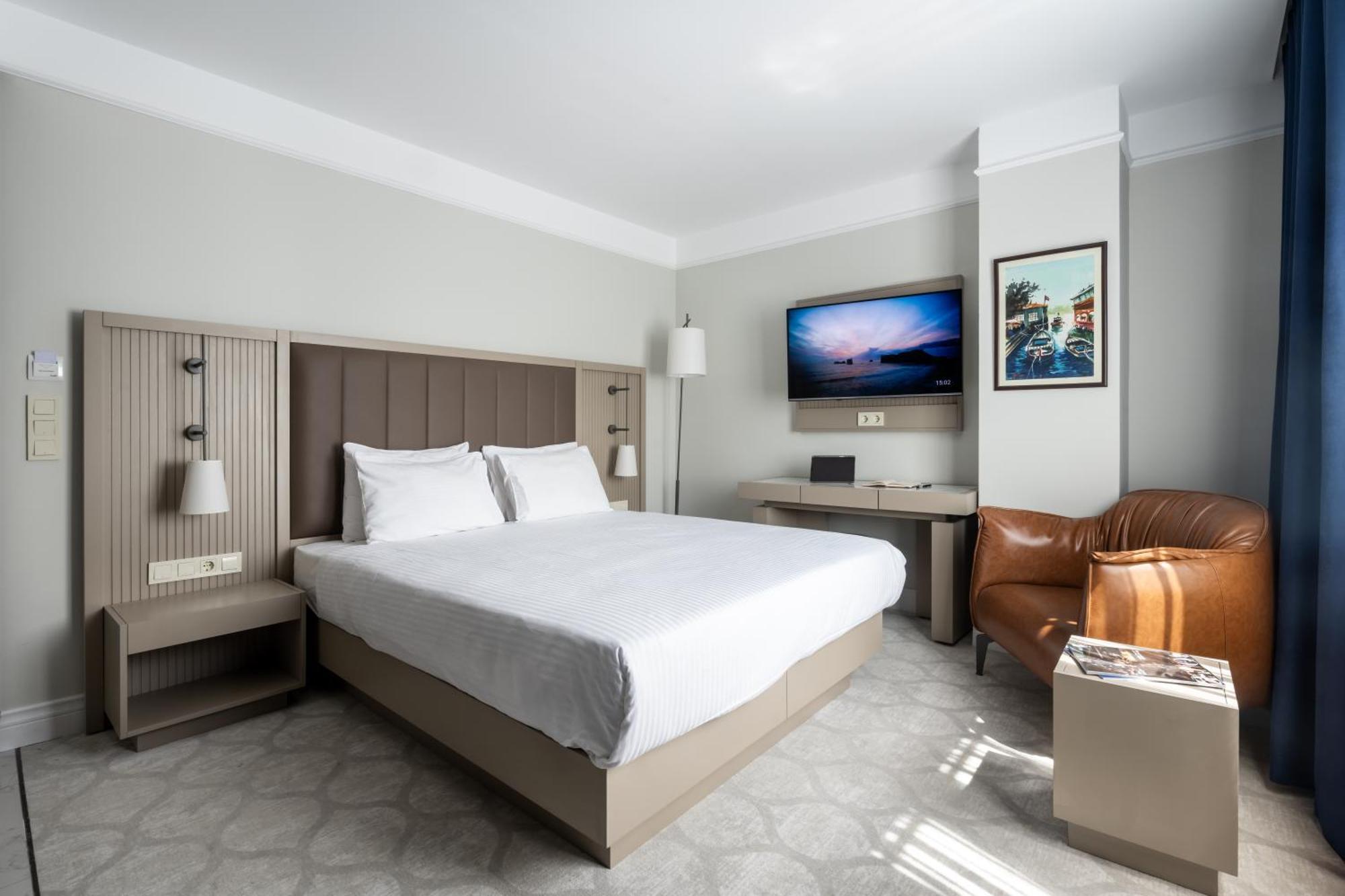 Noble Pangalti Hotel Istanbul Ngoại thất bức ảnh
